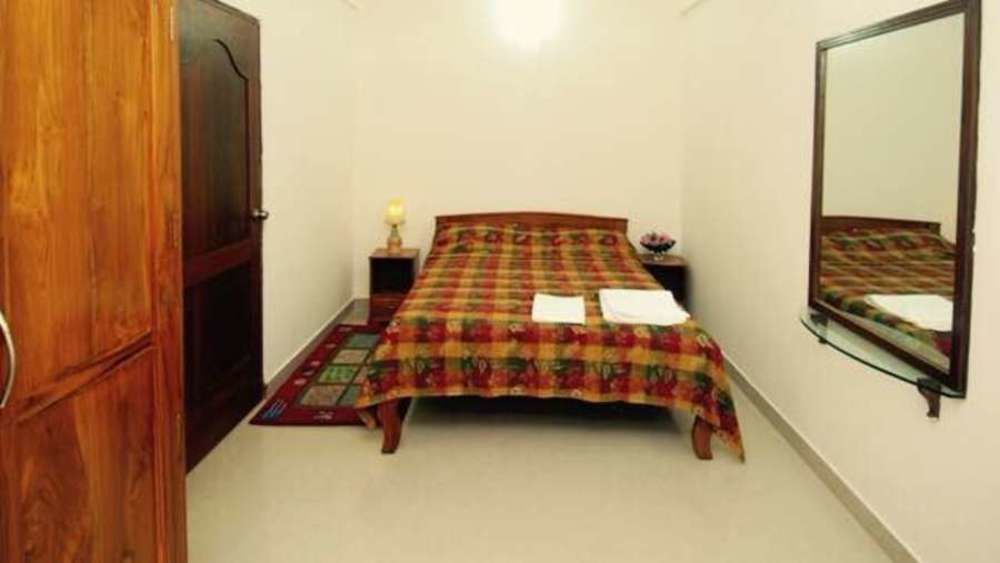 Oyo 6110 Thalassa Suites Bangalore Buitenkant foto