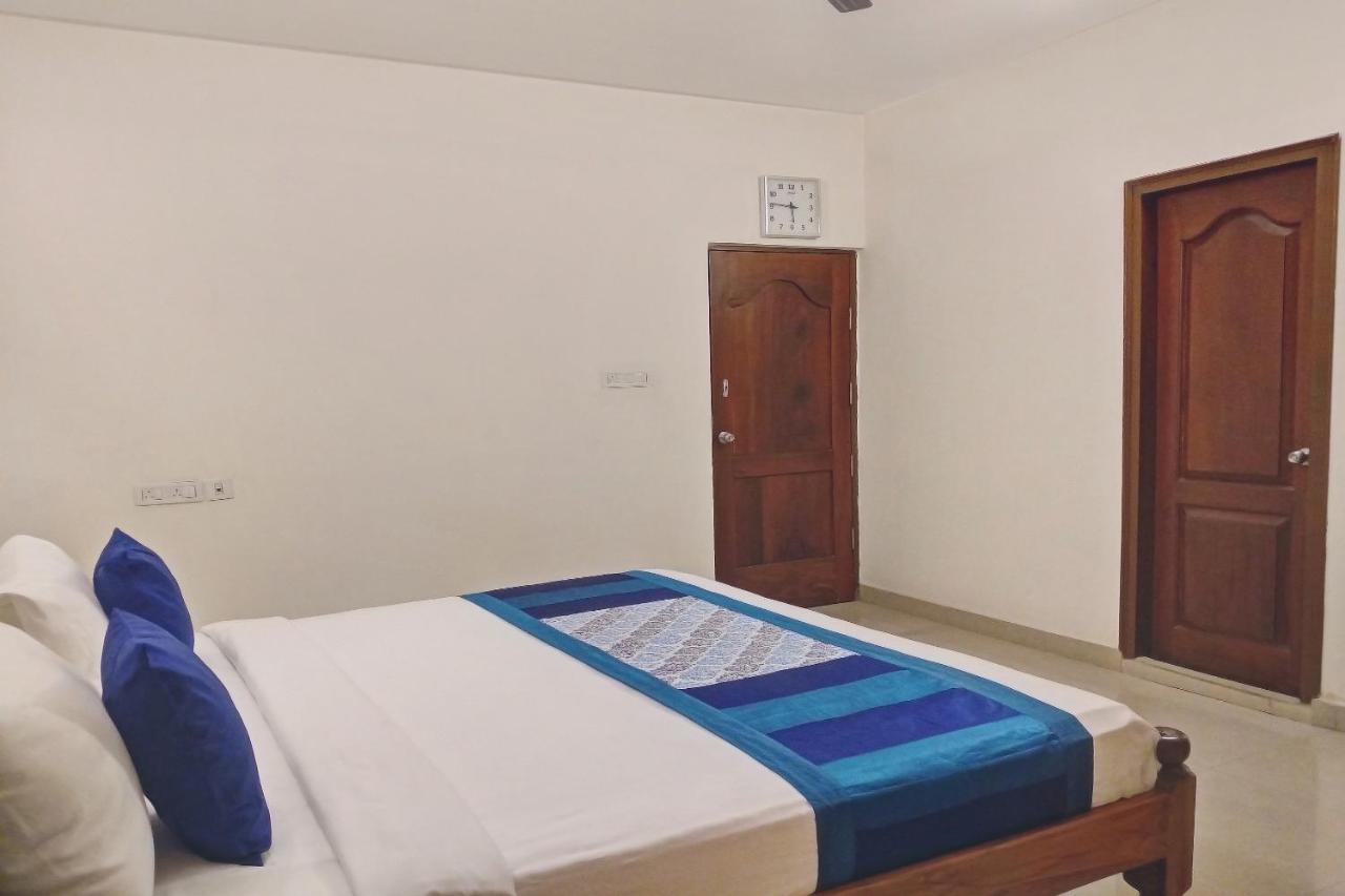 Oyo 6110 Thalassa Suites Bangalore Buitenkant foto